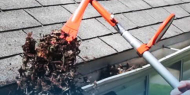 Roof-gutter-cleaning-Services